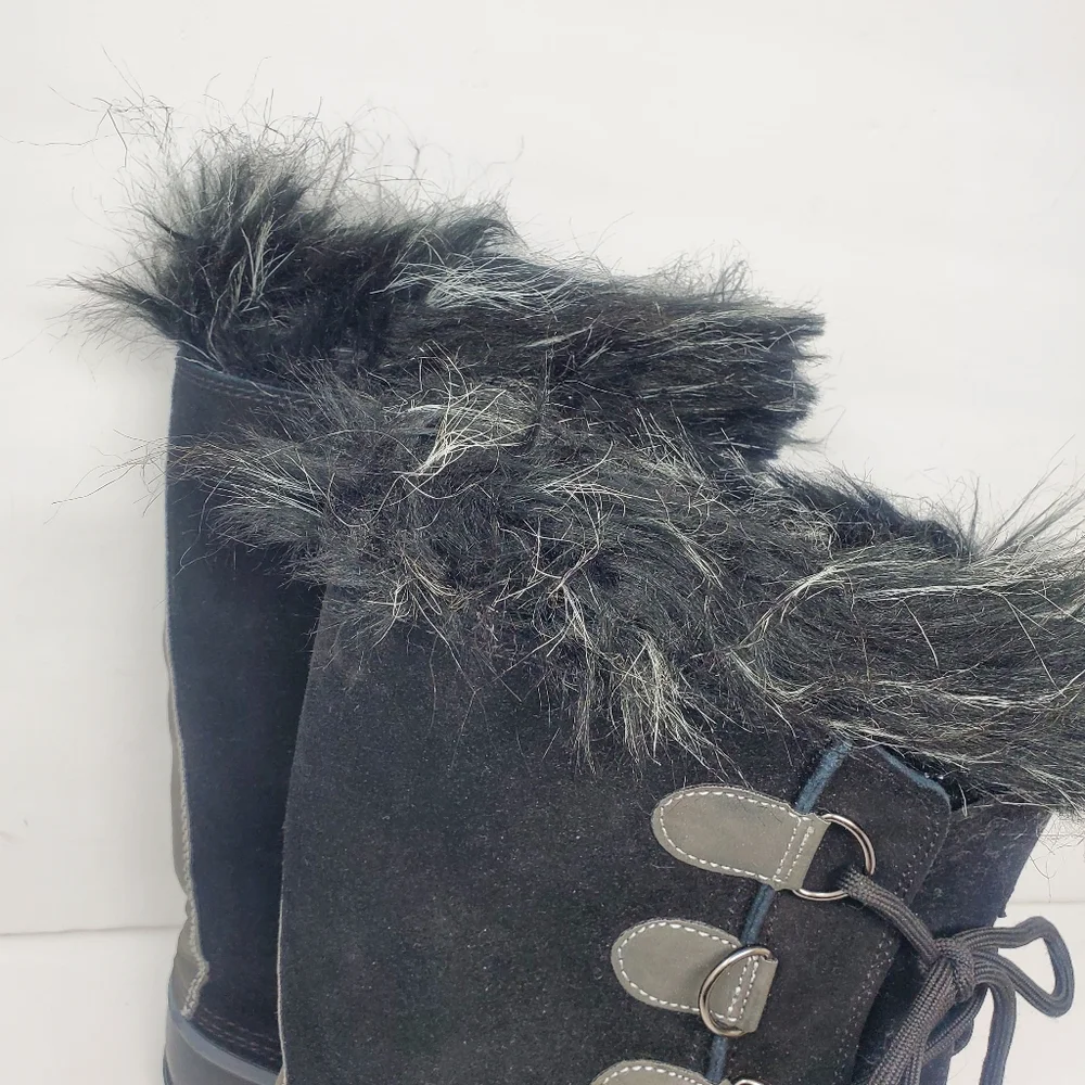 Xtreme quality footwear boots with faux fur New with tags attached